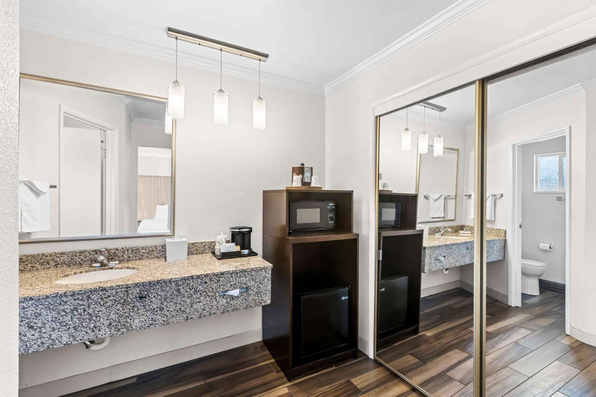 Best Western Garden Inn Santa Rosa Εξωτερικό φωτογραφία