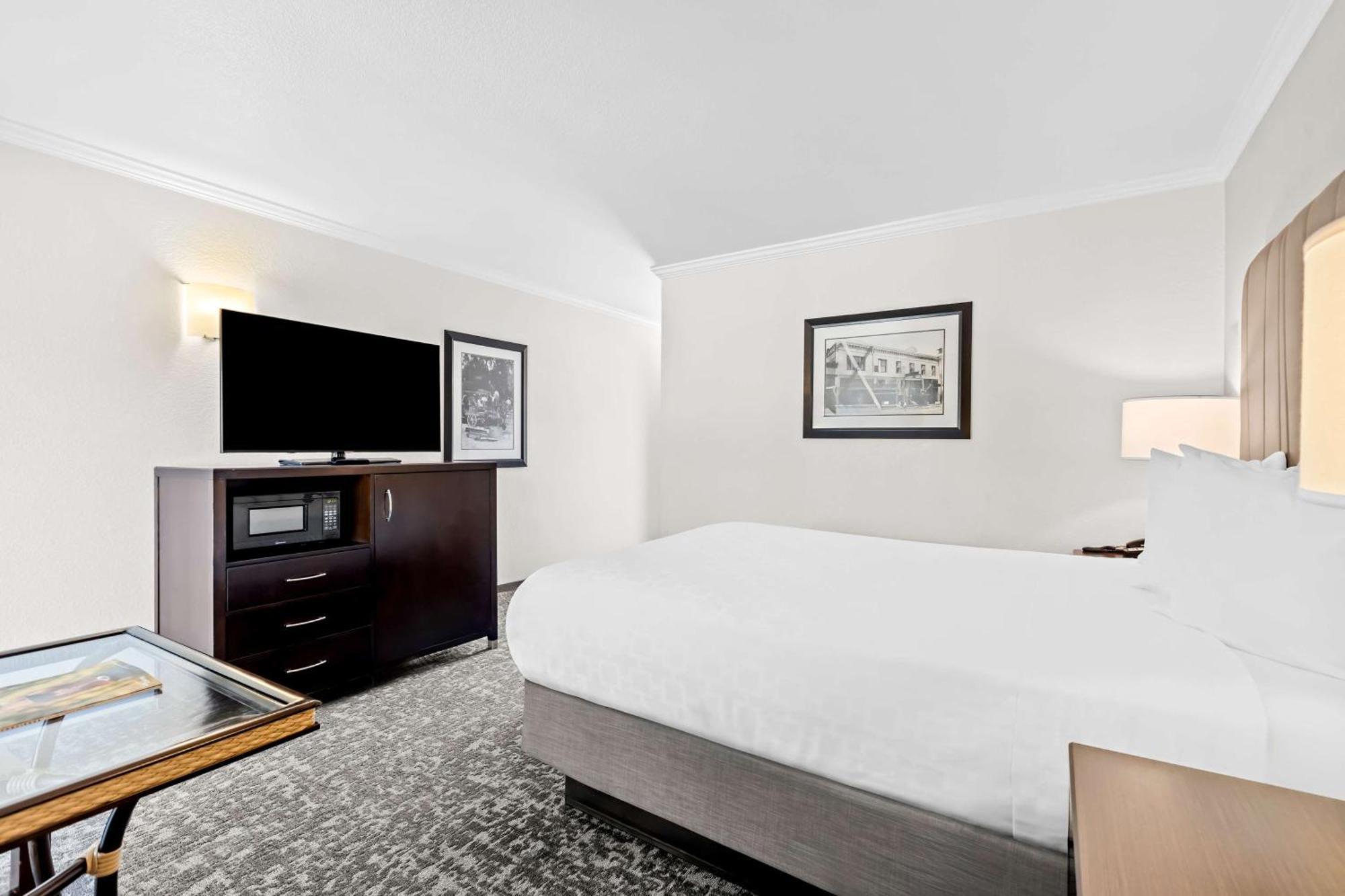 Best Western Garden Inn Santa Rosa Εξωτερικό φωτογραφία