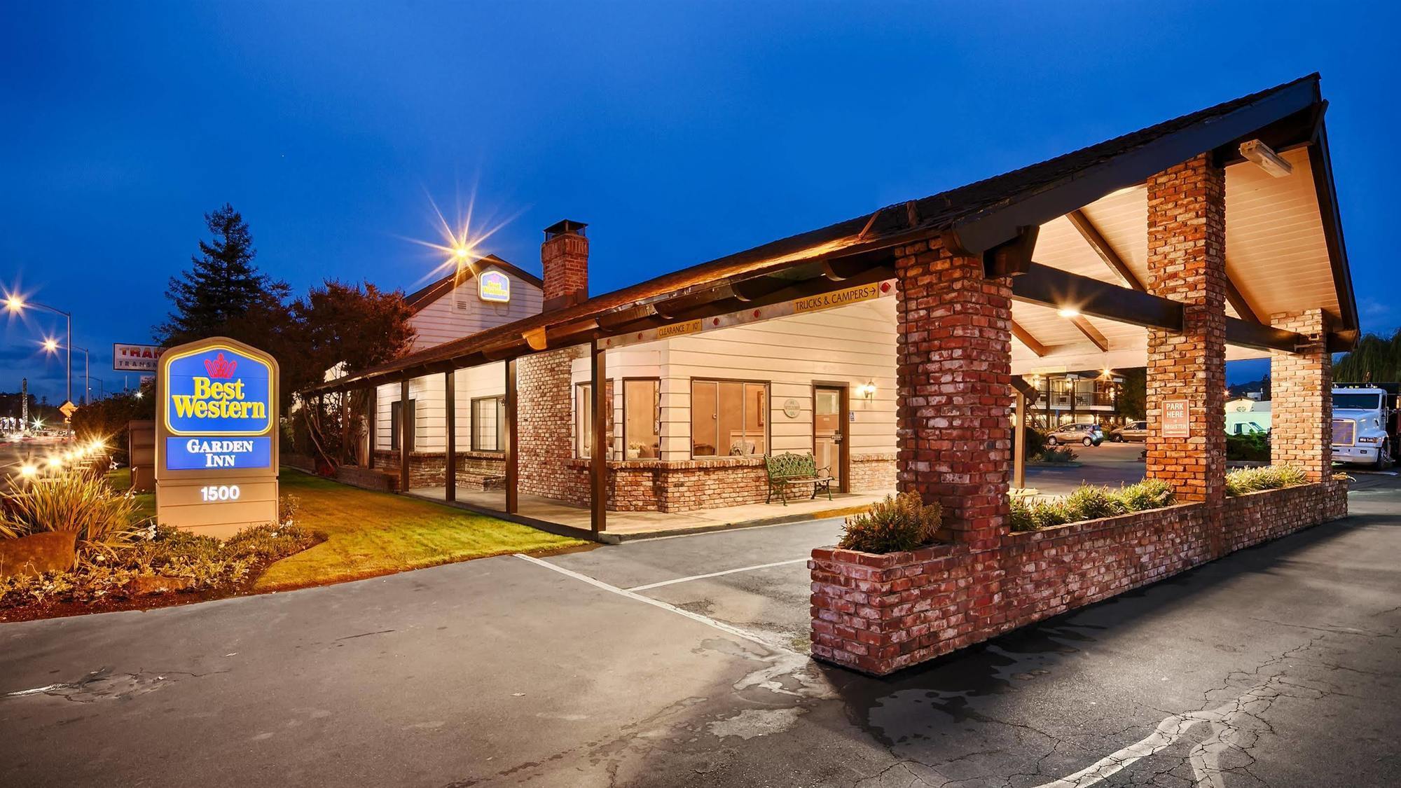 Best Western Garden Inn Santa Rosa Εξωτερικό φωτογραφία